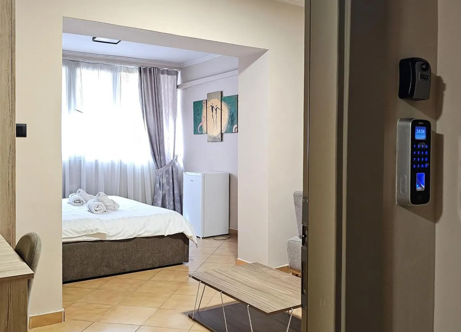 Apartment Sunflower Rooms Tirana Albania