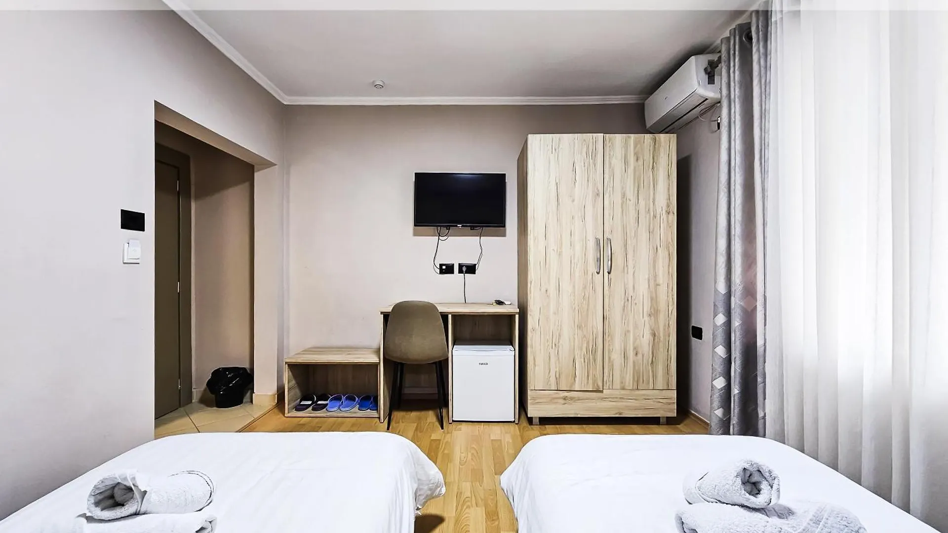 Appartamento Sunflower Rooms Tirana Albania